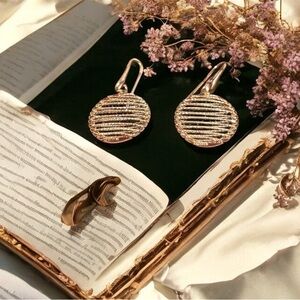 NWT Rose Gold Toned Earrings